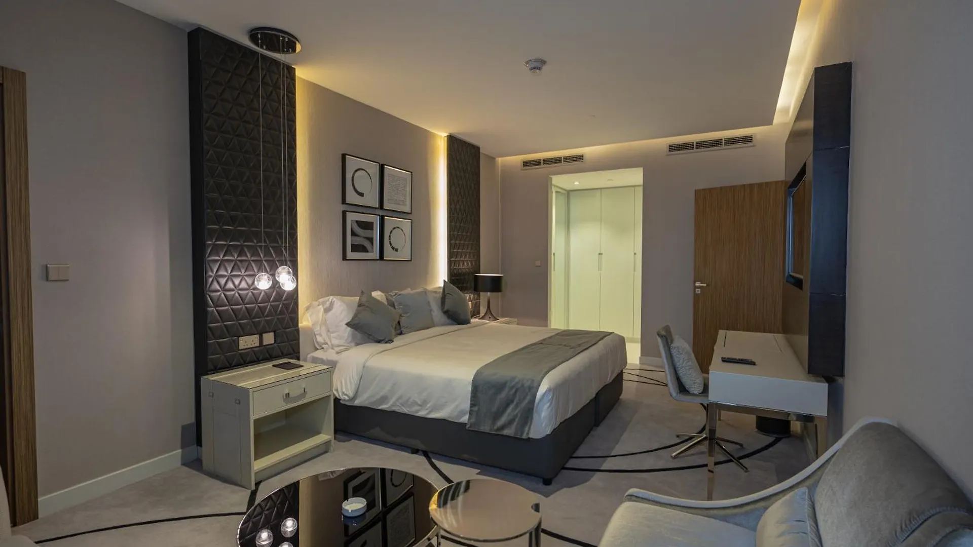 Damac Riyadh داماك الرياض Aparthotel 0*,  Arabia Saudí